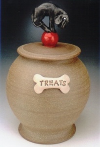 treatjar.jpg - 32512 Bytes